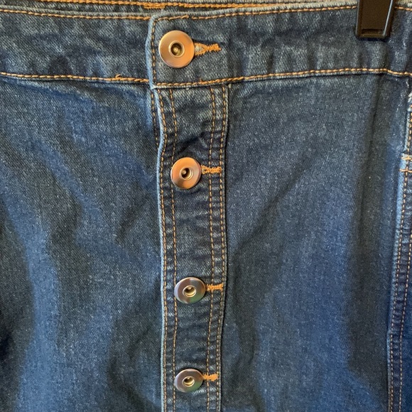 NWOT.  Style & Co Jean skirt.  Size 16 - Picture 3 of 11